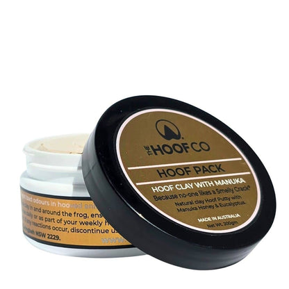 Hoof Pack for a "Smelly Crack"